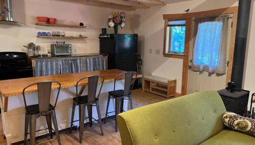 Still Point in the Woods - Foto 2, stove