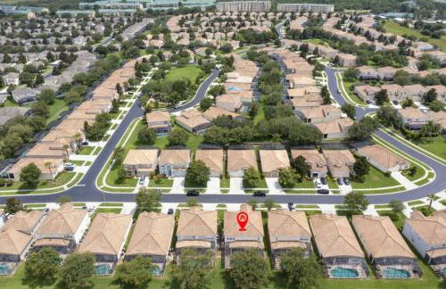 Windsor Oasis 6BR Pool Game Room 9 min Disney - Foto 13