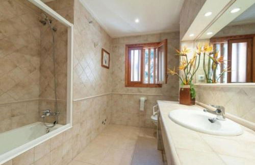 Villa Marta, a fantastic holiday home by the sea - Foto 8