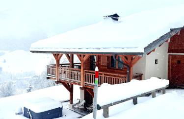 Luxury Megève Chalet, sleeps 8 with Mountain Views and Jacuzzi - Foto 2
