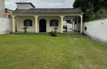 Casa familiar em São Pedro da Aldeia - RJ - Foto 1