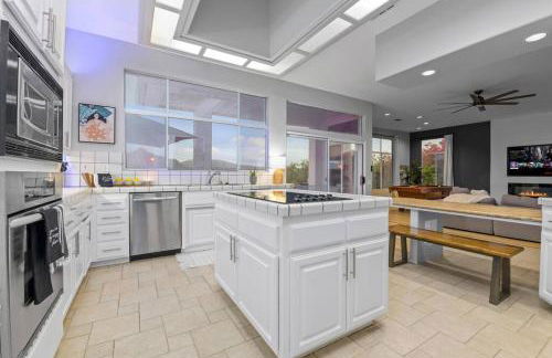 Massive 7BR Stunning MTN View Zen Retreat Pool and Spa - Foto 25