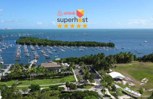 Ocean View Balcony steps from Restaurants, Peacock Park & Marina - Foto 3