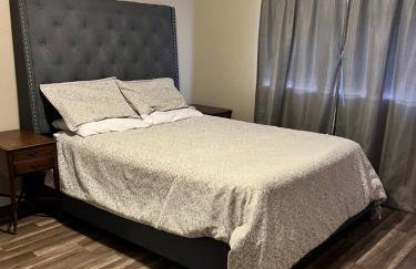 Quiet 1bed,1bath condo with free parking - Photo 9