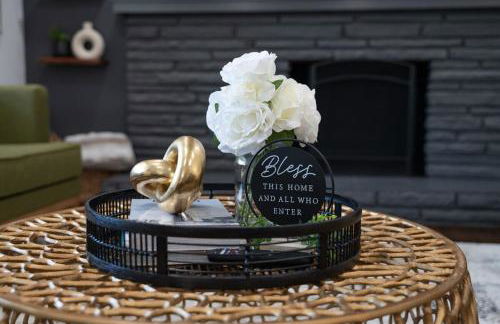 Luxury 5BR Cincinnati, Sleeps 12, Crib, Home Gym, Fenced Backyard - Foto 73