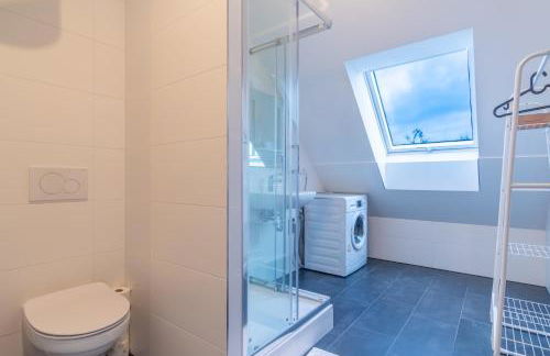 Big apartments, big bathrooms, single beds, perfect for groups - Foto 40