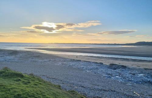 Sea View Home in lovely Ogmore-by-Sea - Foto 37