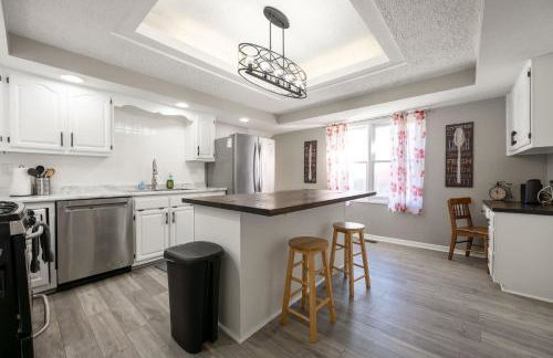 Spacious Duplex Home in Downtown Indy-Family Friendly - Foto 15