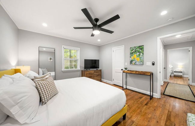 Serene 3BR Home in Historic Downtown Norcross - Foto 13