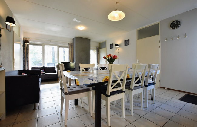 Appealing Holiday Home in Guelders near Forest - Foto 25