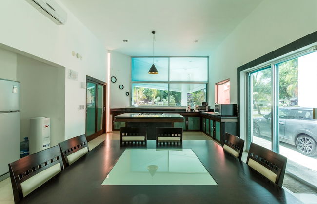 White House by Vimex - Photo 19