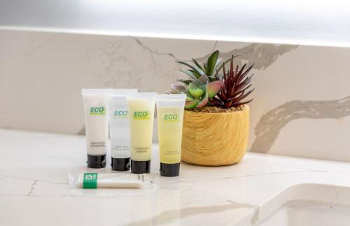 Waikiki City View at the Ilikai, Close to Beach - Foto 78