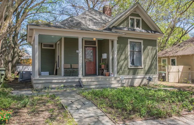 Sophistication Charm In The Heart Of Cooper Young - Photo 20