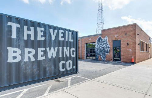 Charming Duplex Retreat in Old Town Manchester, VA - Foto 48