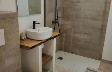 Renovated Bastide Among Vineyards Near Uzès - Foto 33