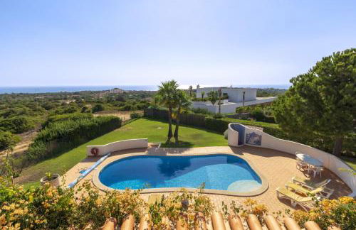 Villa with beautiful see views & spacious garden - Foto 29