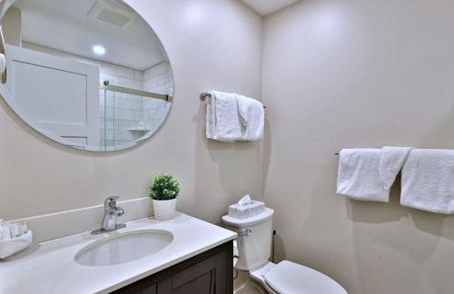 Charming Killington Center Studio Condo #341 on the Bus Route - Summer Pool - Foto 11