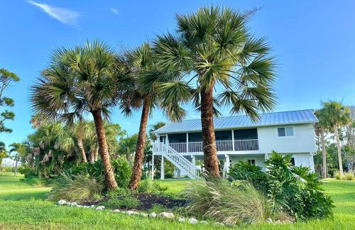 Tranquil Lakeview Home w Porch Bokeelia Retreat - Foto 24