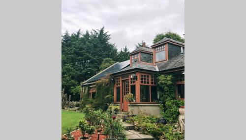 Serene Countryside Home with Manicured Gardens - Foto 2