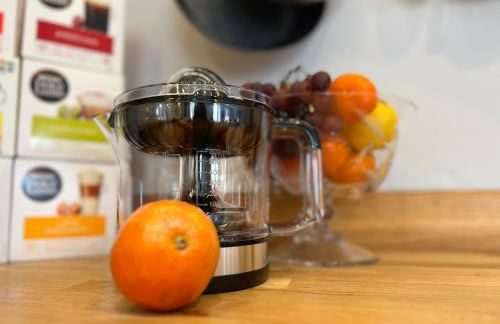 Spacious 4 Bedroom Farmhouse - Photo 28