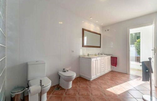 49-Exclusive Villa With Private Pool & Breathtaking Views in Mijas! - Photo 43