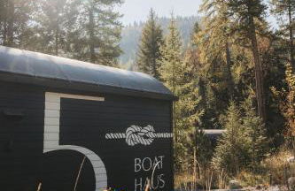 The BOAT HAUS A Montana Tiny Cabin Forest Retreat - Foto 2