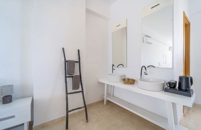 Alpha Urban Suites - Photo 24