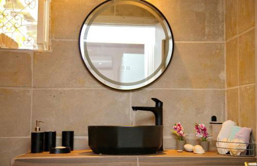 Anezo's Exceptional View - Photo 22