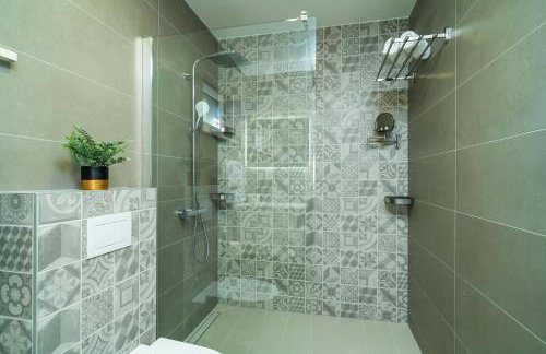 Villa Petmat - with private pool and 6 bedrooms - Photo 61