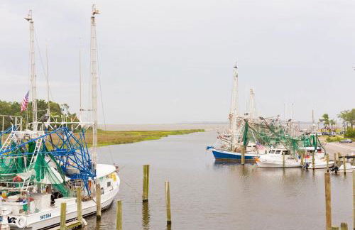 Artsy Downtown Retreat w Hot Tub - Foto 48