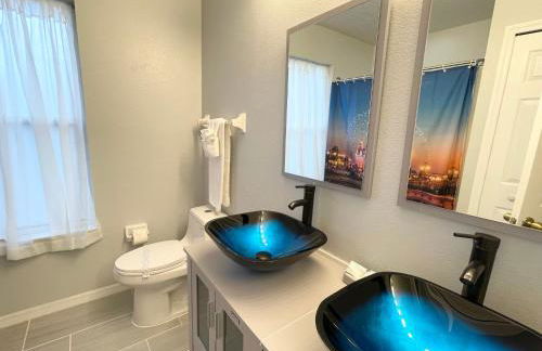 Fully Renovated, Quiet, Spacious Disney Themed Pool Home with Office - Foto 24