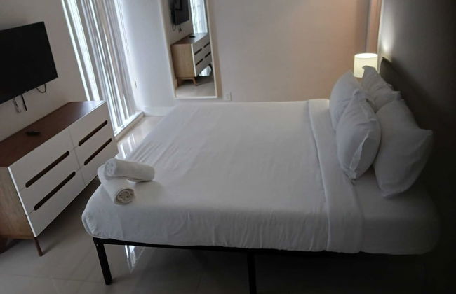 Artrageous on the river By RocketStay - Photo 15