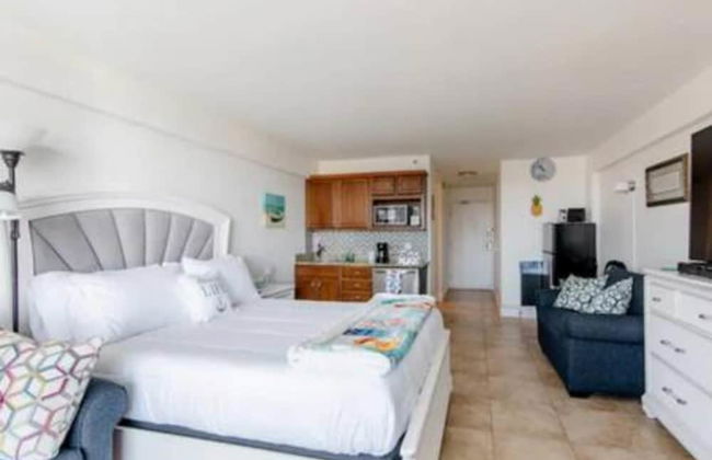 613 3 Beds Luxury Beachfront Studio Ideal 4 Long Stays - Foto 1