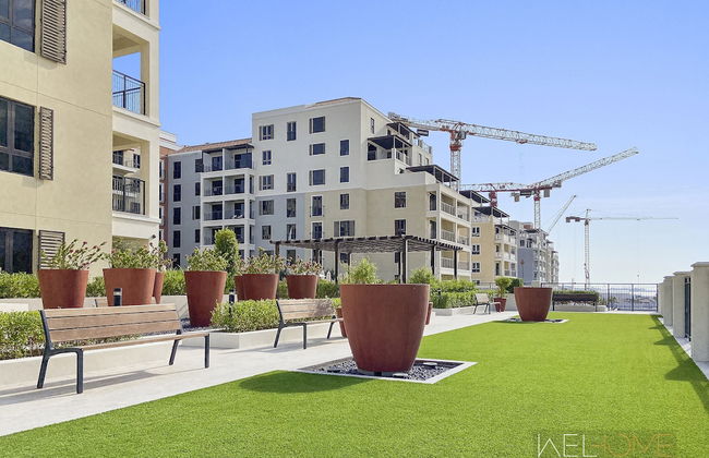 WelHome - Mesmerizing Sea & Burj Khalifa Views Apt at La Voile - Photo 23