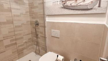 App Borsa Trieste - Foto 4, Shower