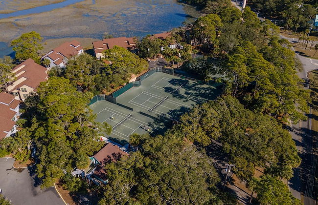 Stunning 4BR Vacation Rental With Private Pool, Spa, & Resort Club Cards - Photo 77