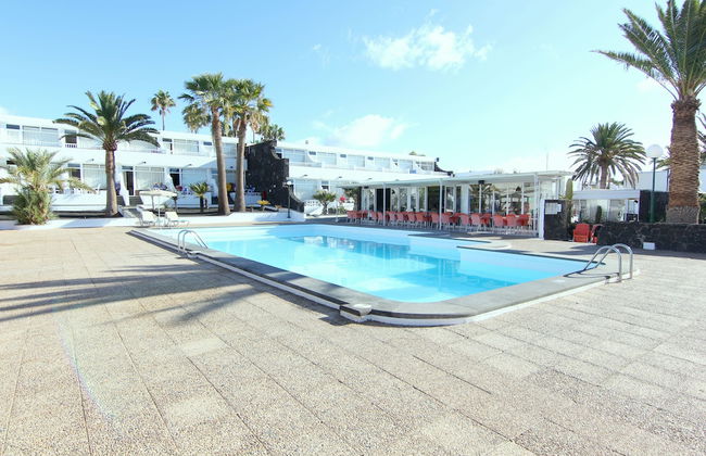 Arena Dorada - Apartments - Photo 25