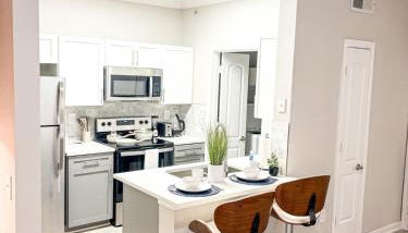 Contemporary 1BR Retreat Quiet Serene Setting - Foto 4, stove, toaster