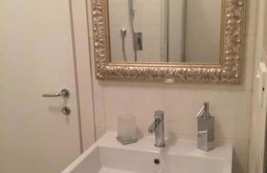 Ala Garden Apartment - Foto 16