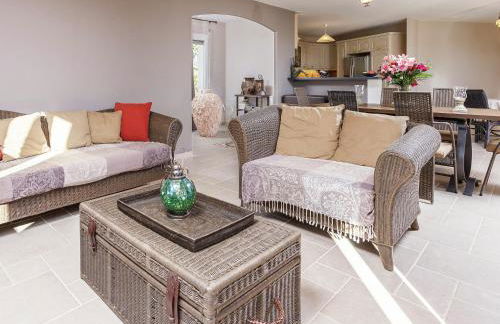 Villa in Cazals with Pool & Lake Nearby - Foto 3