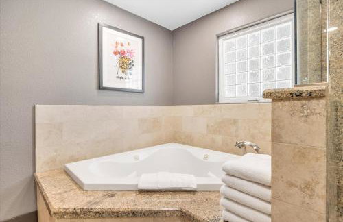 Villa 1 level on half acre 12-min to Strip - Foto 68