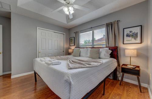 Comfy Townhome Minutes from Disney - Photo 3