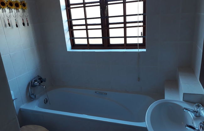 Tourist Lodge Gansbaai - Foto 20