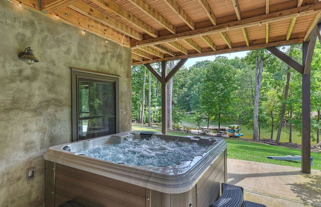 Waterfront 1-acre Private Dock, Hot Tub, Firepit Bankhead Lodge by Avantstay - Foto 52