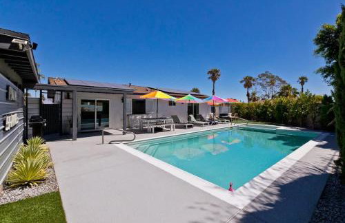 Quintessential Family Palm Springs Salt Pool Spa Casita - Foto 46