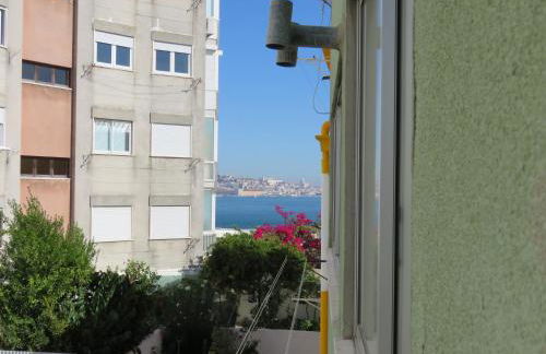 TEJO HOUSE RIVER Lisbon (Cacilhas) - Foto 16