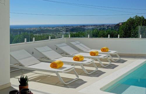 Casa do Pátio-Two Private Pools Villa- Rooftop & Panoramic Pool by DreamvillasAlbufeira - Foto 18