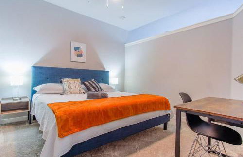 Boulevard Stays Pool Gym Parking 1BR King Suite C - Foto 8