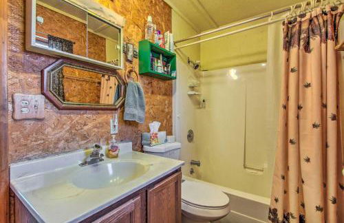 Charming Montana Retreat with Mountain Views! - Foto 16