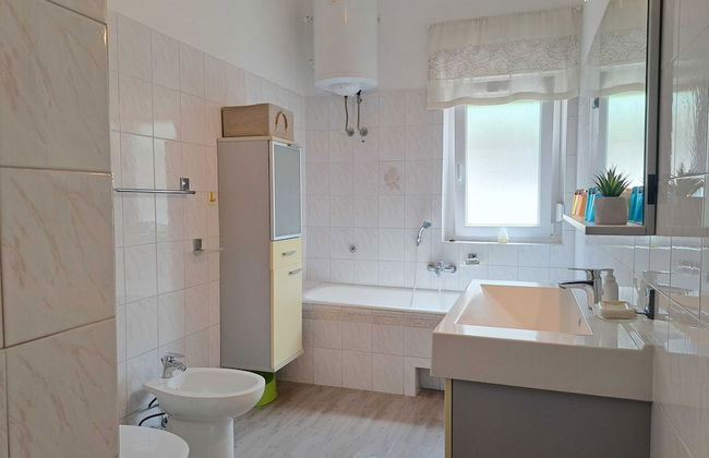 Spacious Urban Retreat Apartment With Terrace - Foto 34